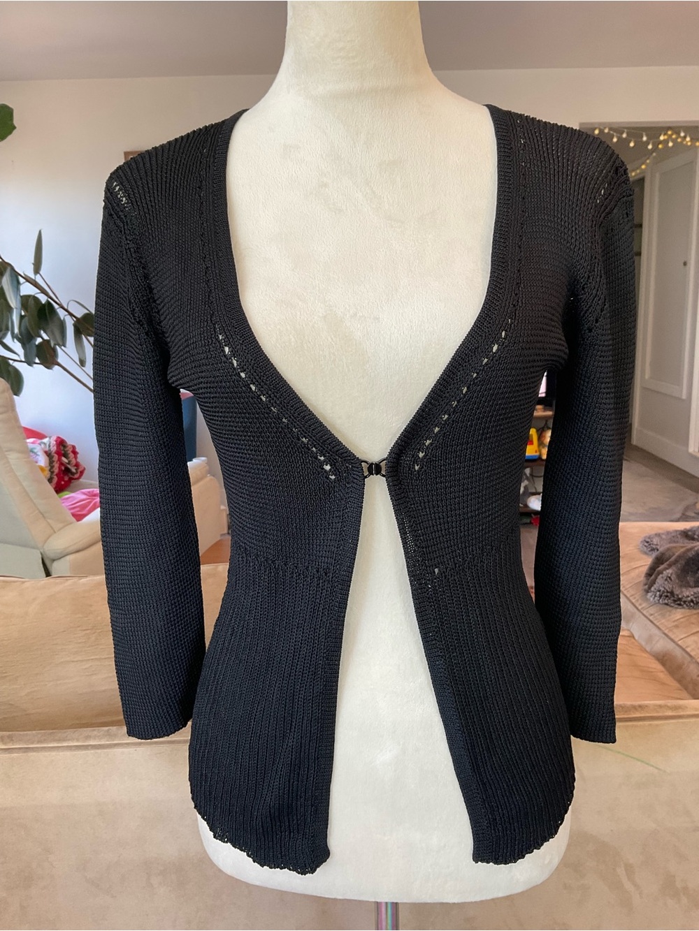 🐦‍⬛Vintage Bebe Moda Black Pointelle Knit Clasp Cardigan V-Neck Y2K Size M
